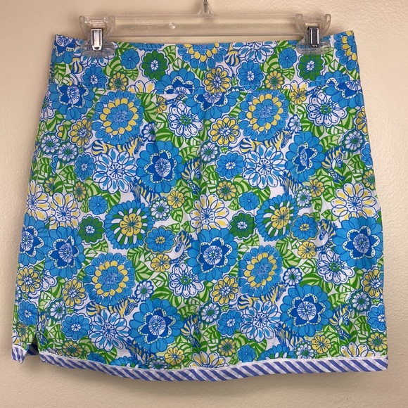 Lilly Pulitzer | wrap mini skirt | Size 4 - Picture 4 of 8